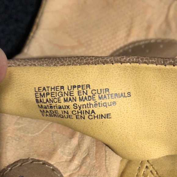 3 for $40 🤩 BOC Born Concept Wedge Sandals - Picture 3 of 5